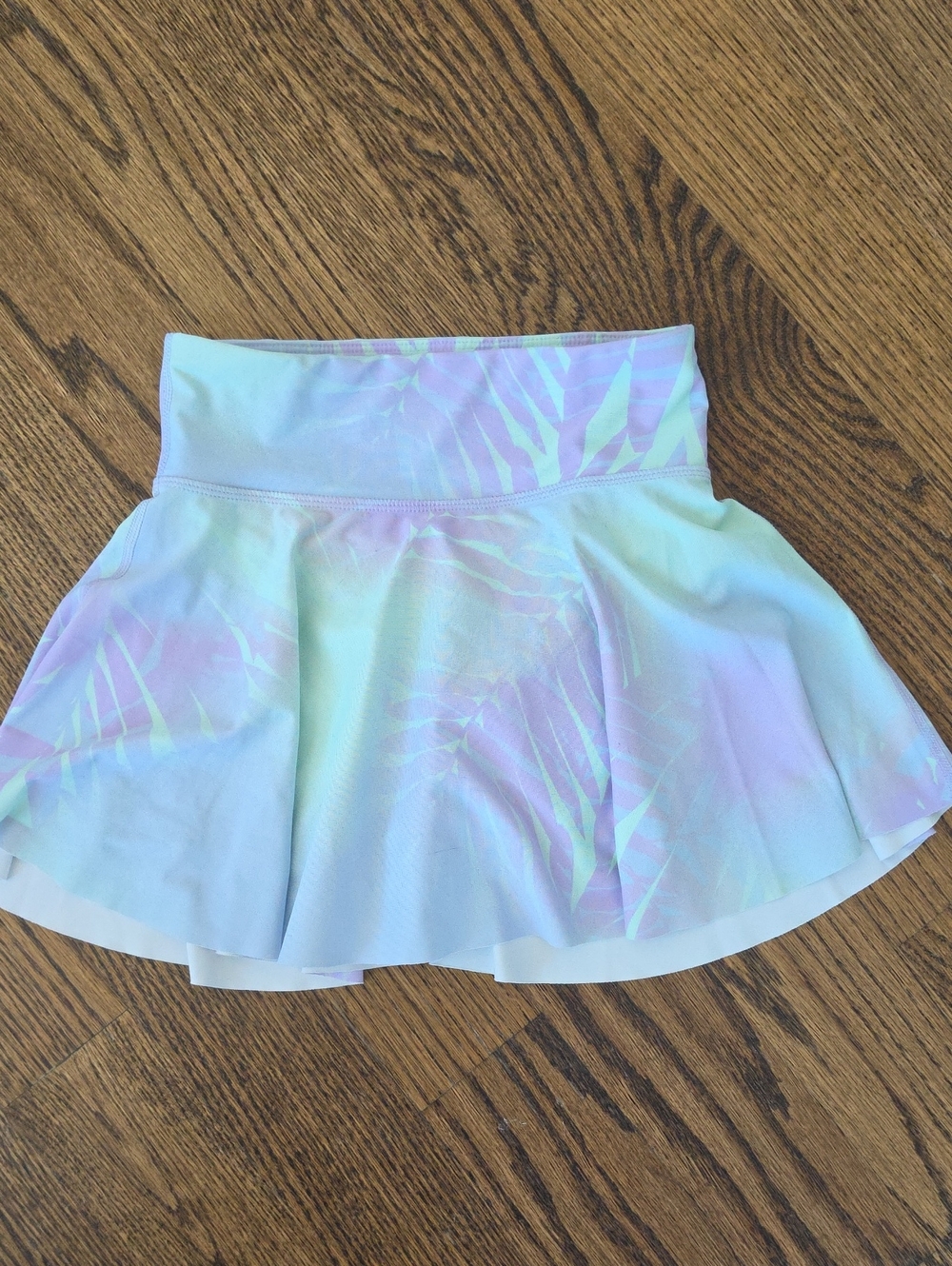 Old Navy Pastel Ombre Skort with Leaf Motif